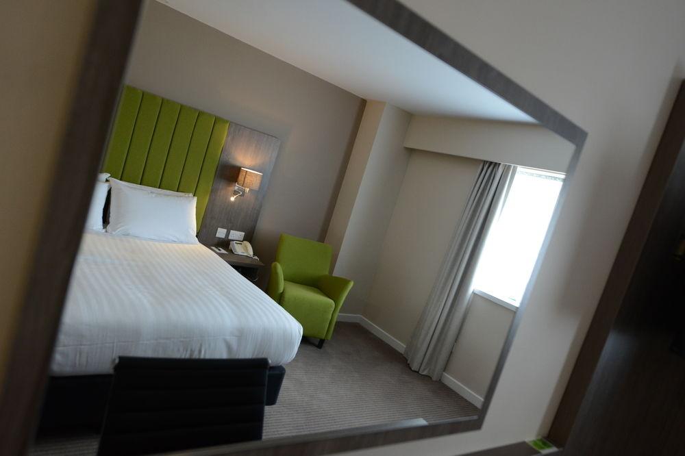Holiday Inn Wolverhampton - Racecourse By Ihg Exterior photo