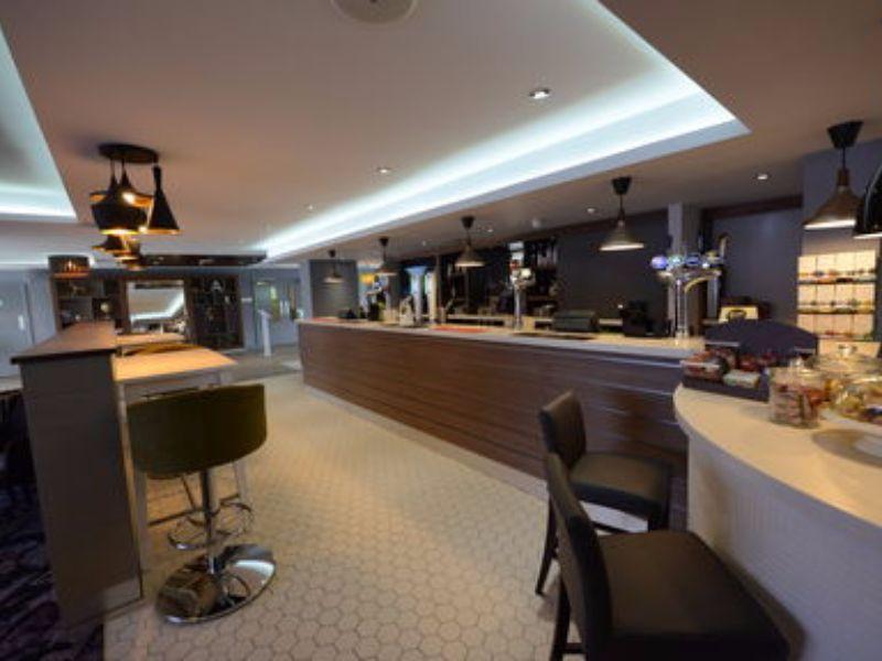Holiday Inn Wolverhampton - Racecourse By Ihg Exterior photo