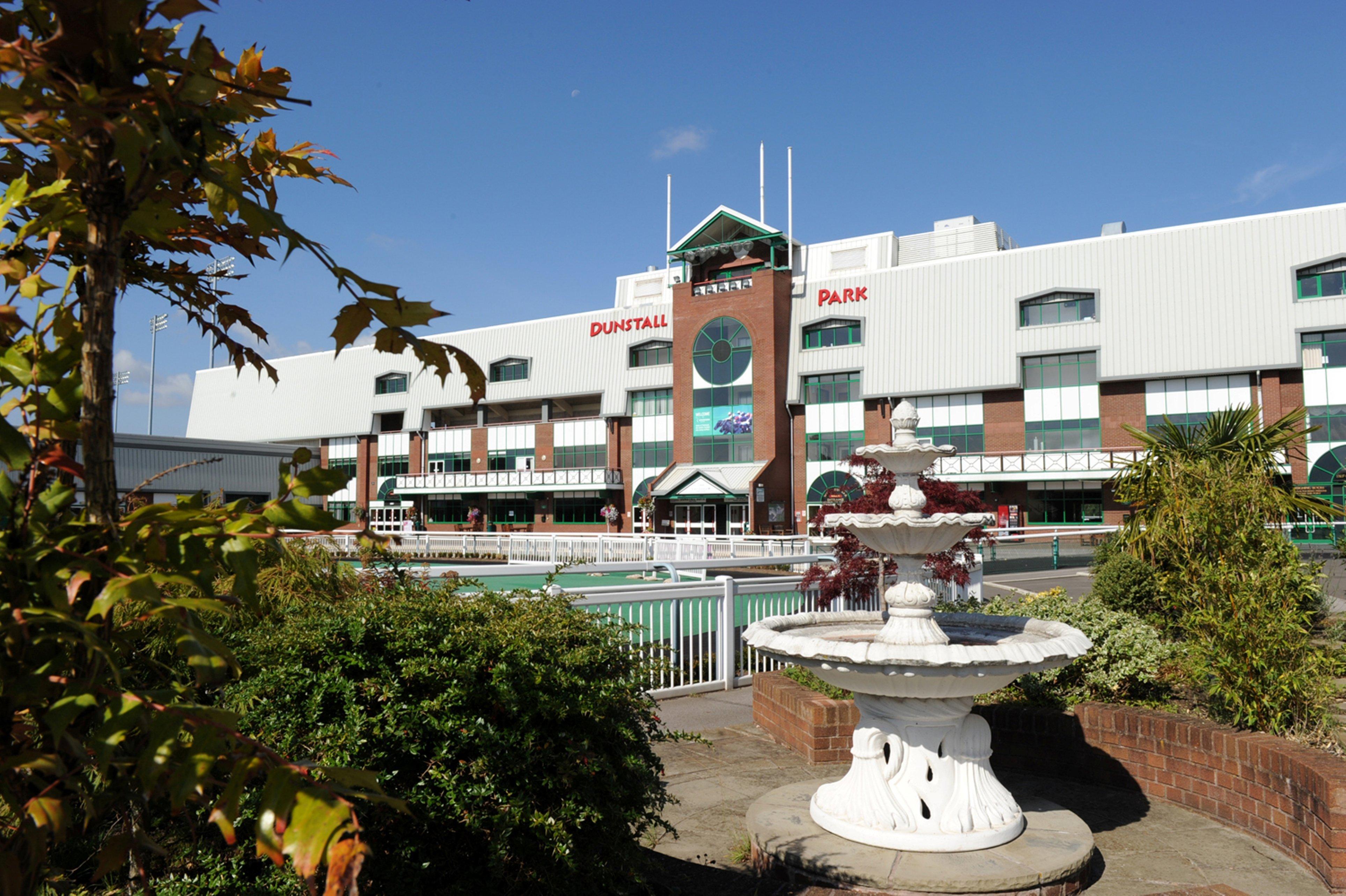 Holiday Inn Wolverhampton - Racecourse By Ihg Exterior photo